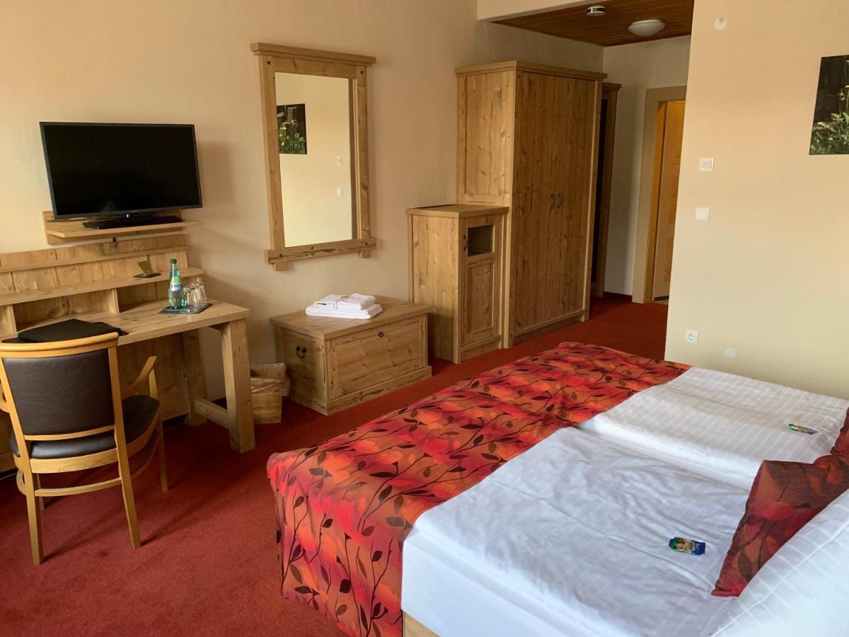 Hotel Goldner Loewe Stolpen Dış mekan fotoğraf